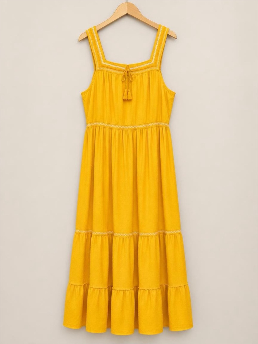 Gently Used Women’s Plus Yellow Tiered Tassel Sundress
